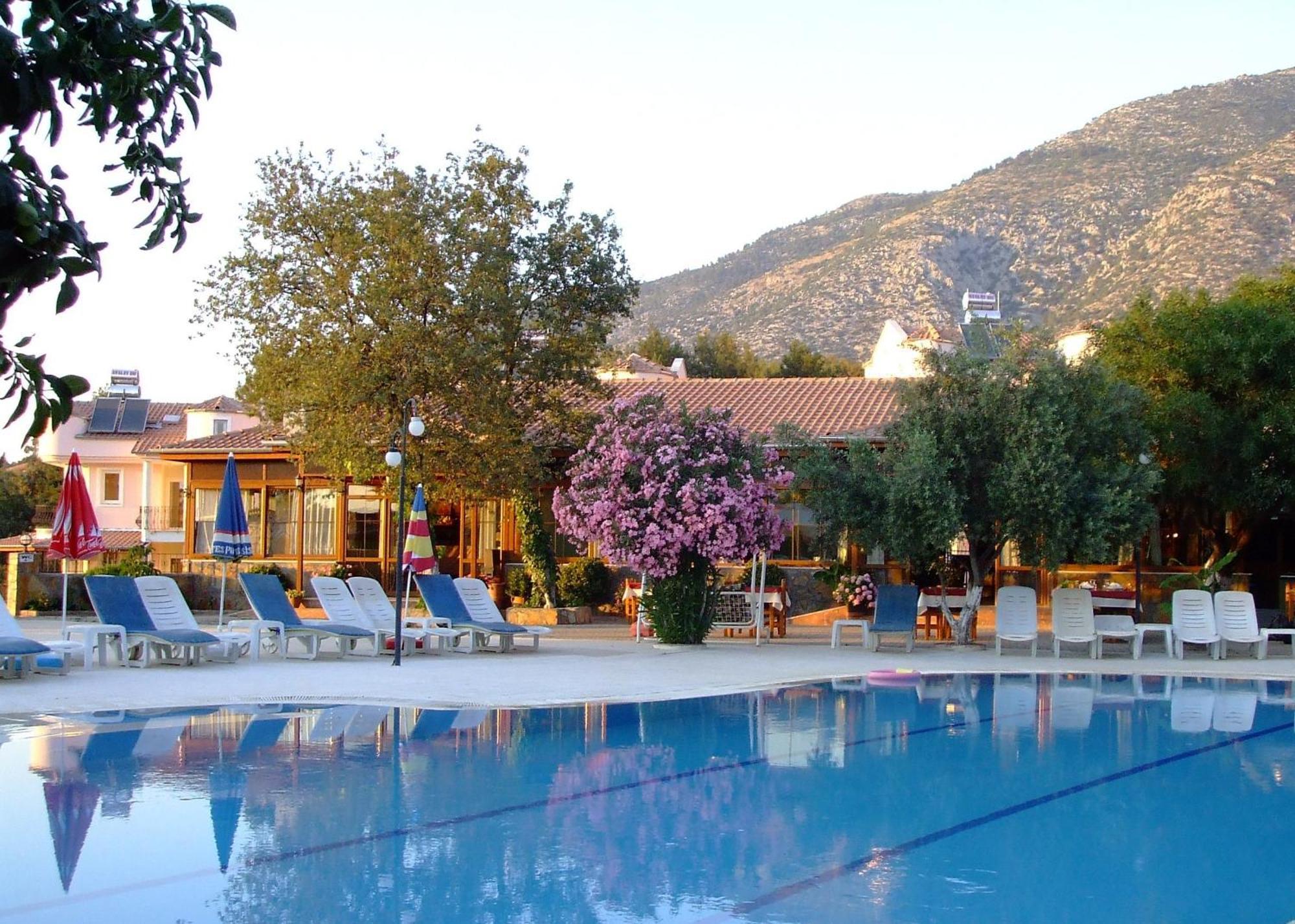 Gokcen Apartments Oludeniz Exterior photo